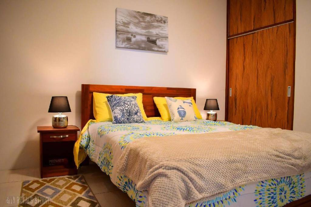Modern And Cosy Condo: Westwood Apartments Flic-en-Flacq Dış mekan fotoğraf